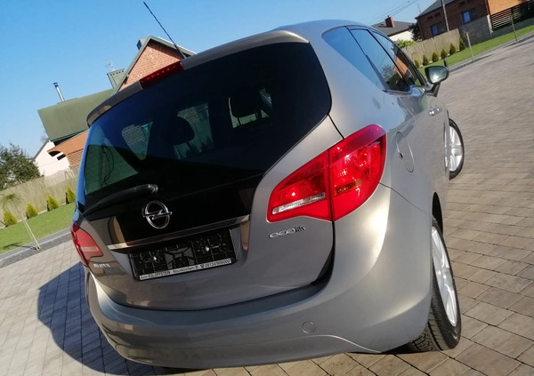 Opel Meriva cena 24900 przebieg: 166000, rok produkcji 2011 z Łask małe 781